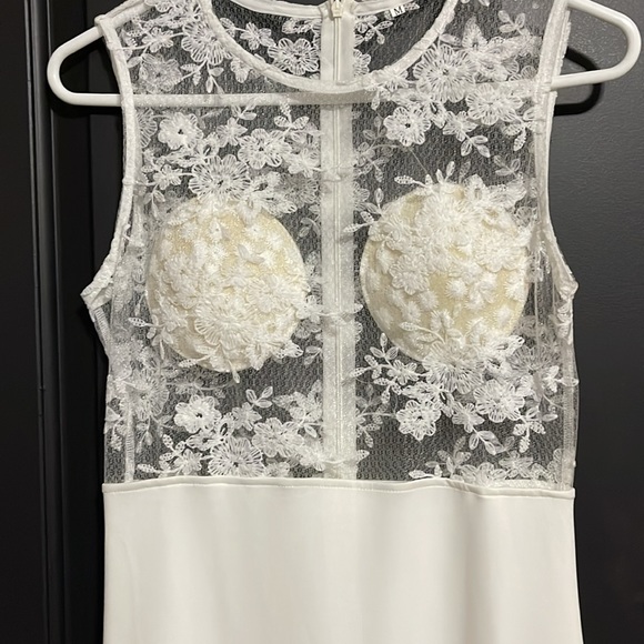 NWOT…Sheer Laced topped Wedding/formal dress - Picture 6 of 7